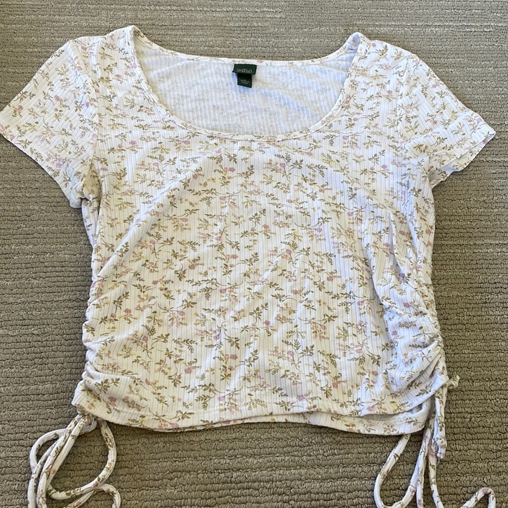 Floral tee